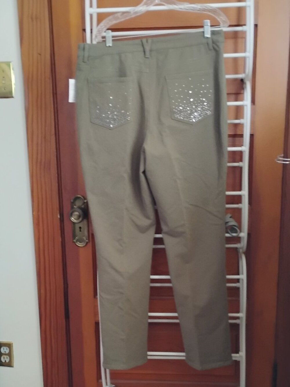Quaker Factory Sz 16 Bedazzled Straight Leg Jeans